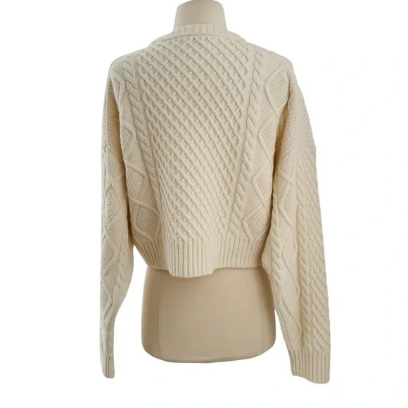 Aritzia Sunday Best Peggy Cropped Sweater - Picture 8 of 12